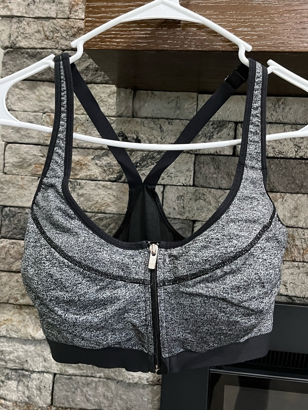 Victoria  Secrets Size 38C Front-Zip Gray Heather Sports Bra w/Racerback Support